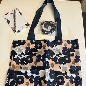 LUG floral multi market tote, circle coin pouch. Notepad, and pen set